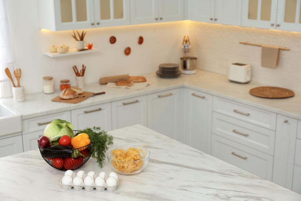 Quartz vs. Granite vs. Quartzite Countertops